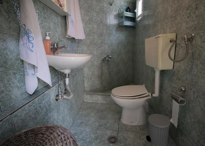 Holiday home Family Klinos *