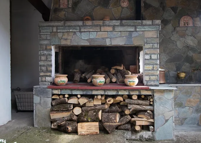 Family Klinos Kleinon