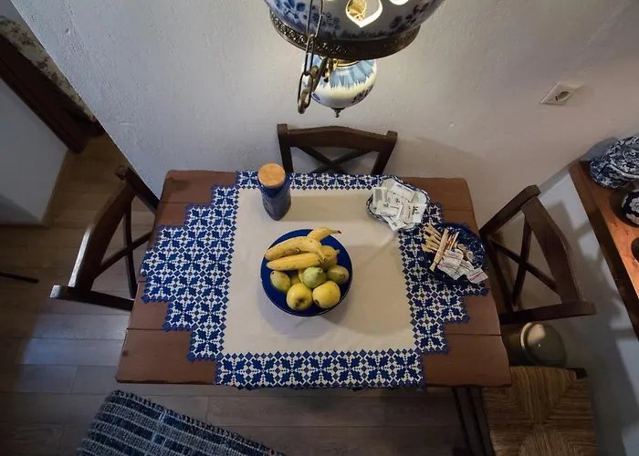 Family Klinos Kleinon