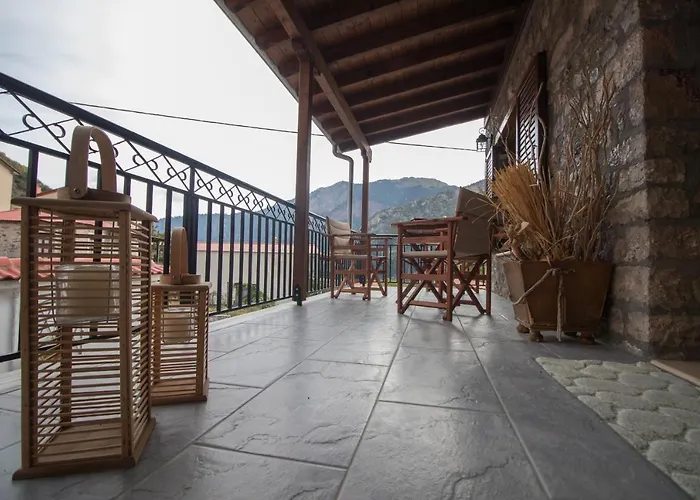 Family Klinos Kleinon